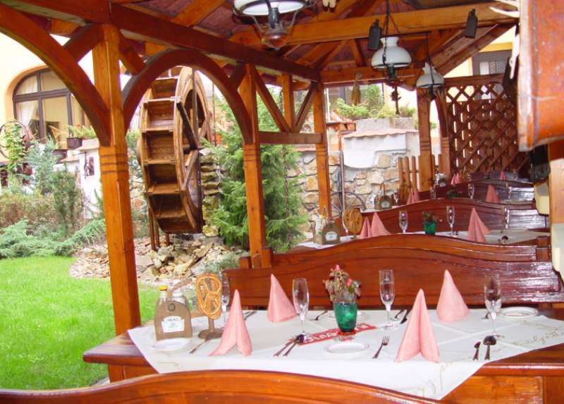 Hotel Selsky Dvur - Bohemian Village Courtyard Prague Exterior photo