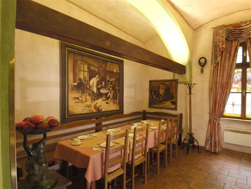 Hotel Selsky Dvur - Bohemian Village Courtyard Prague Exterior photo